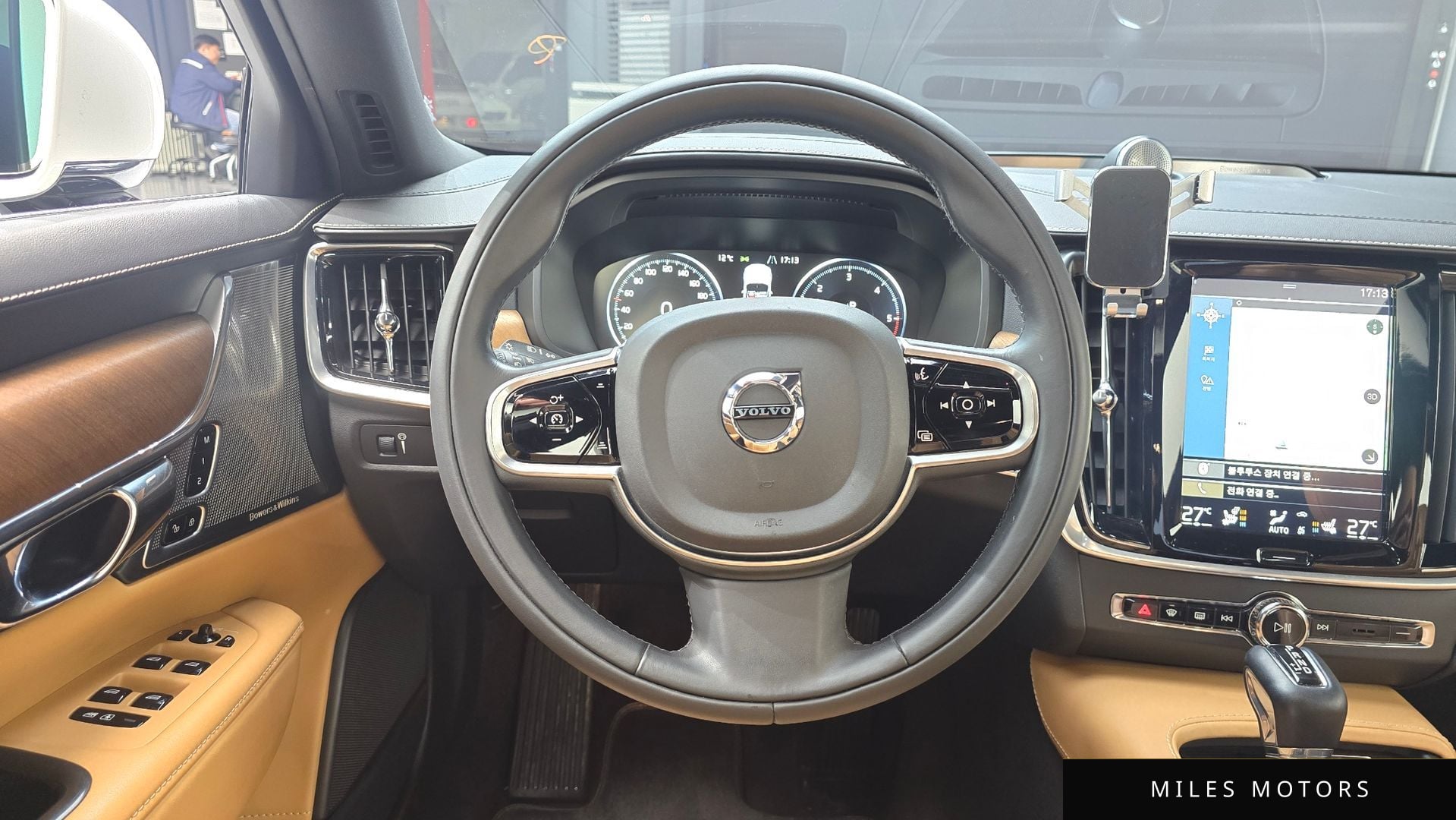 Volvo S90 2017 — миниатюра 13