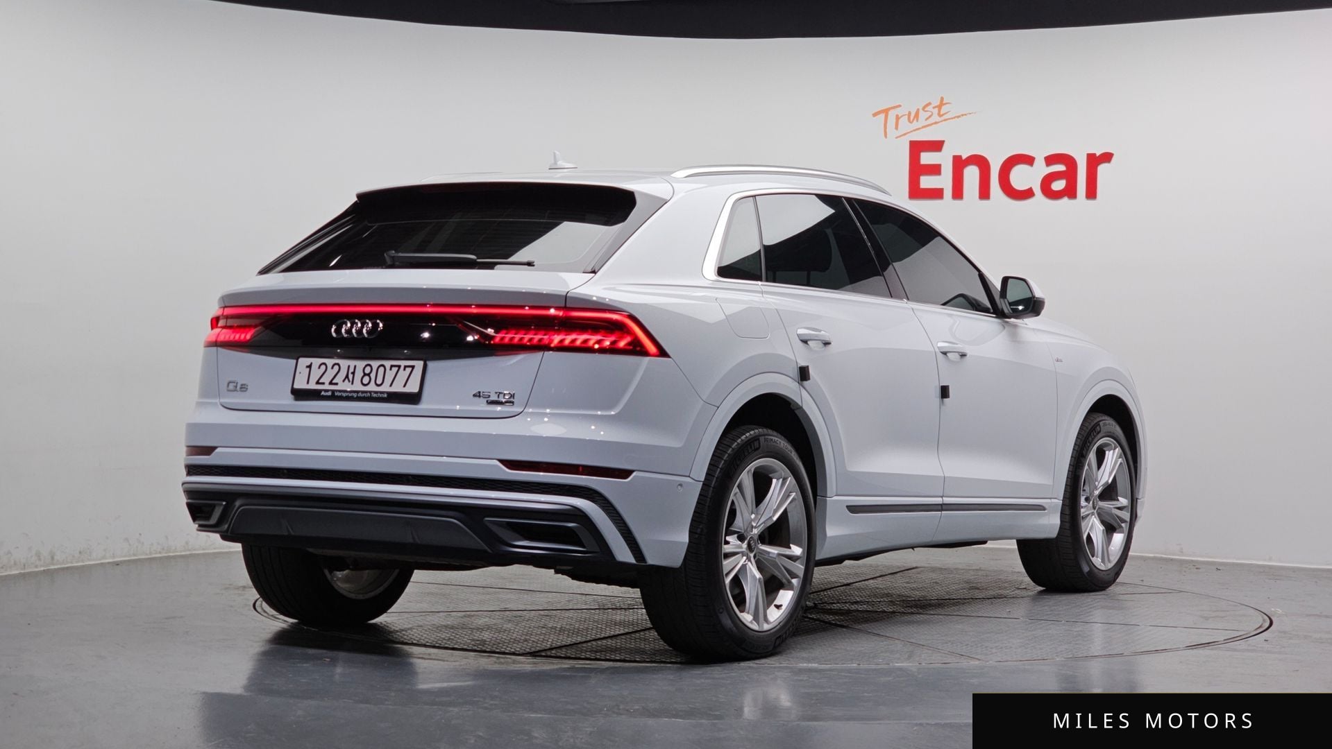 Audi Q8 (4M) 2023 — миниатюра 2