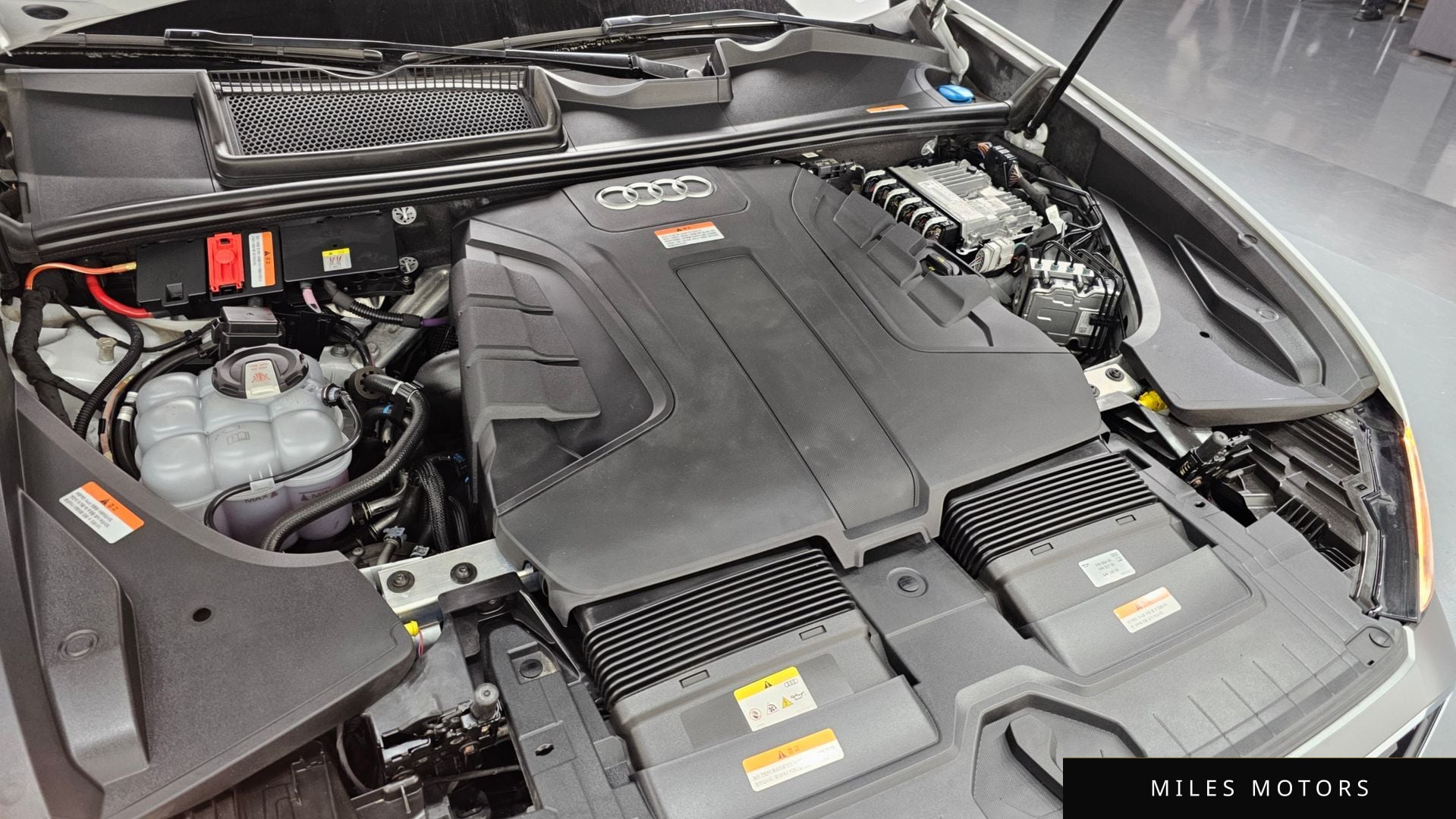 Audi Q8 (4M) 2023 — миниатюра 6