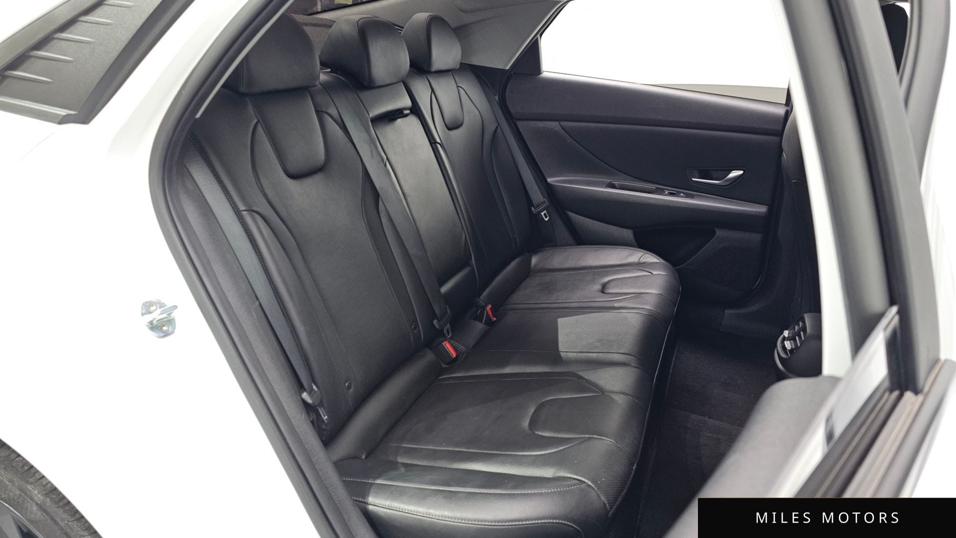 Hyundai AVANTE 2023 — миниатюра 12