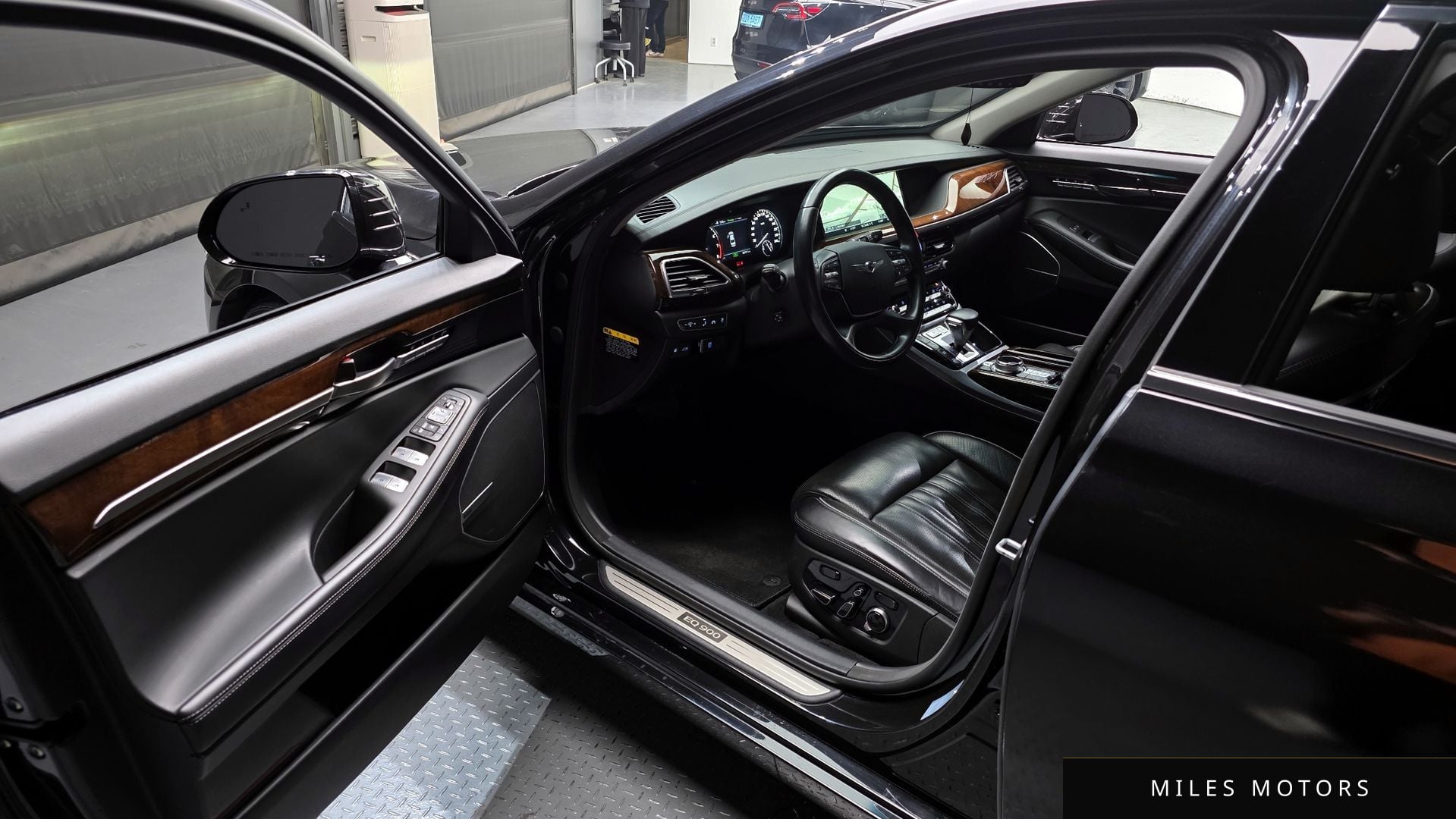 Genesis EQ900 2018 — миниатюра 10