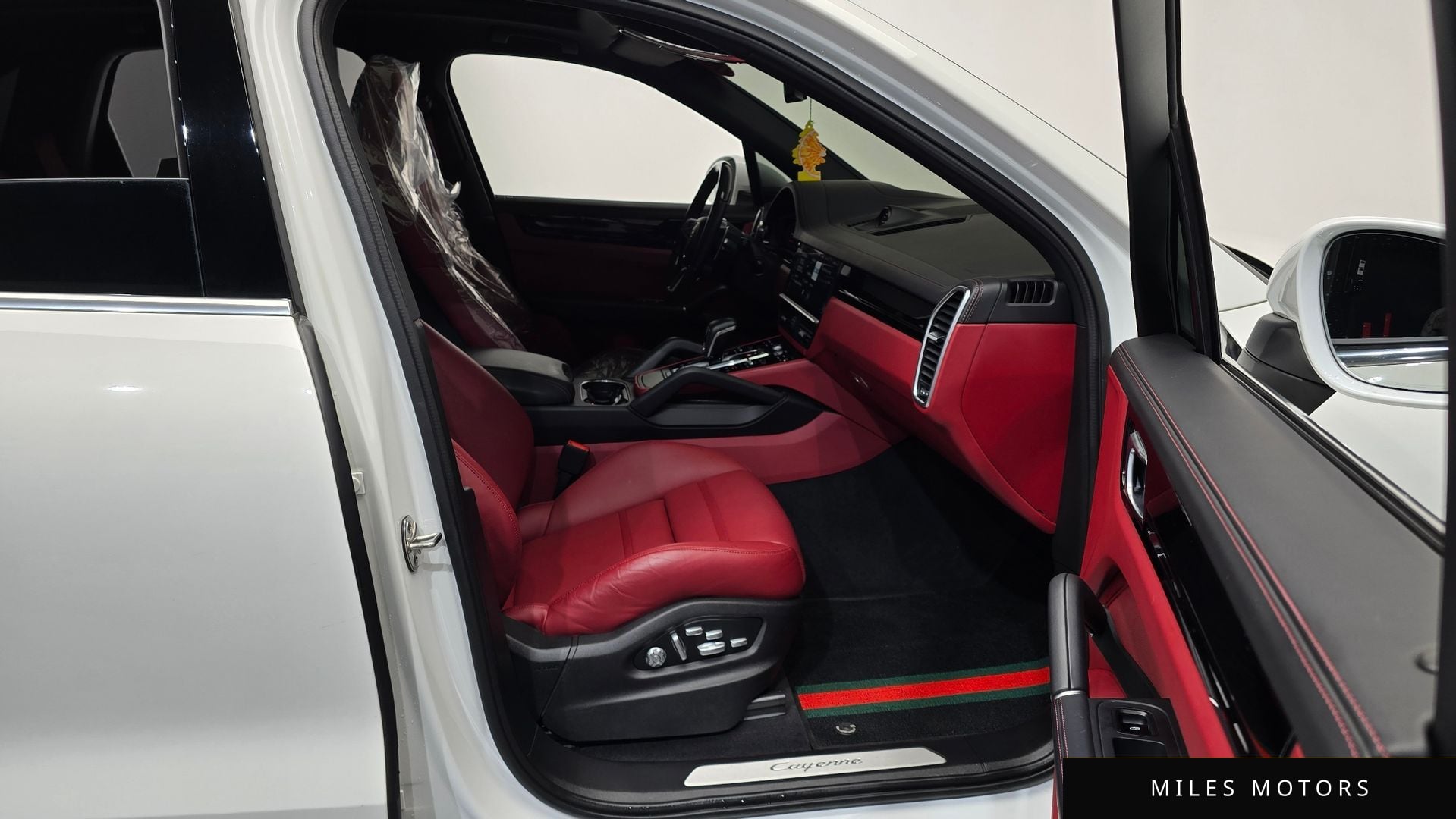 Porsche 카이엔 (PO536) 2021 — миниатюра 11