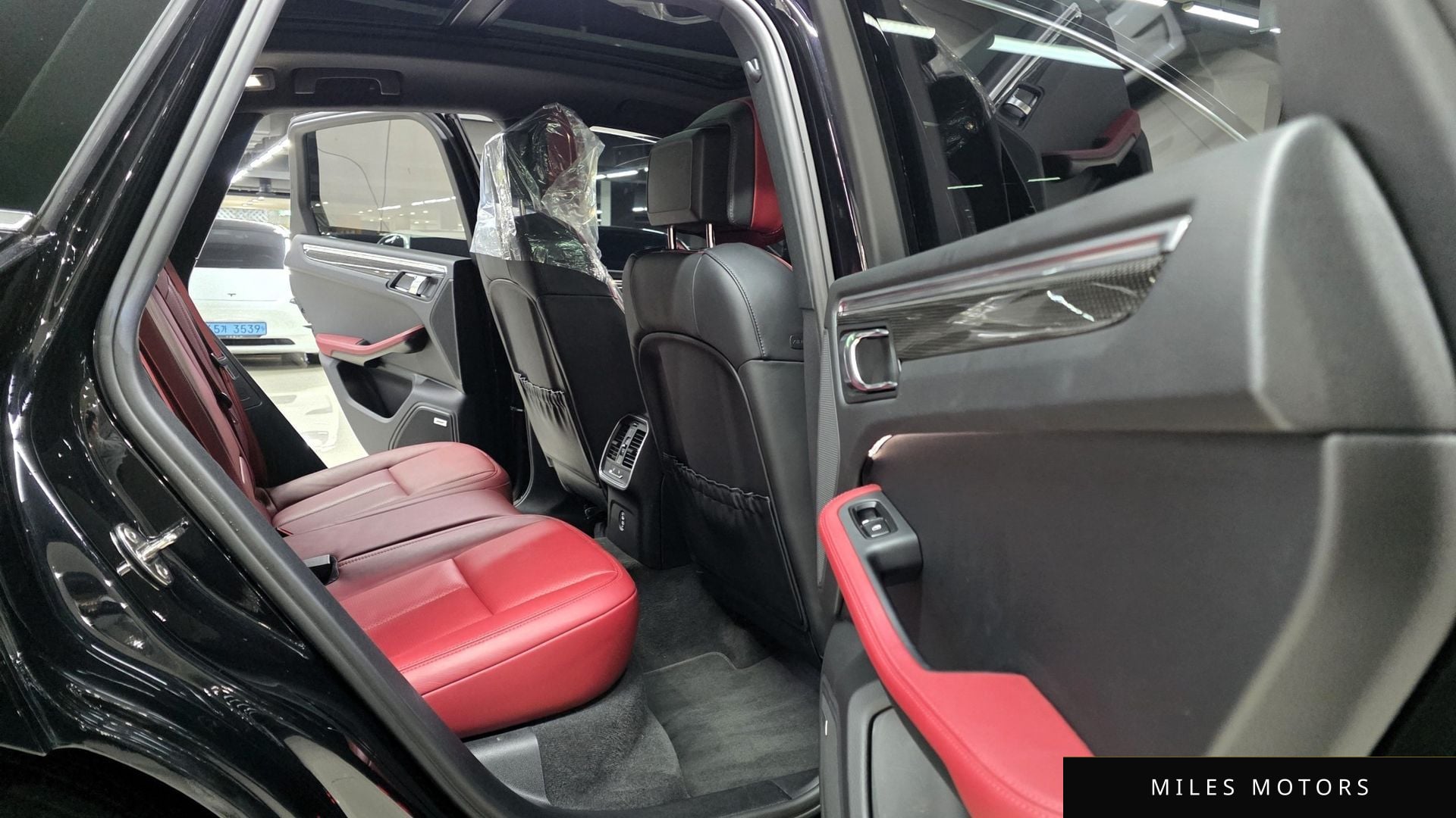 Porsche Macan 2022 — миниатюра 12