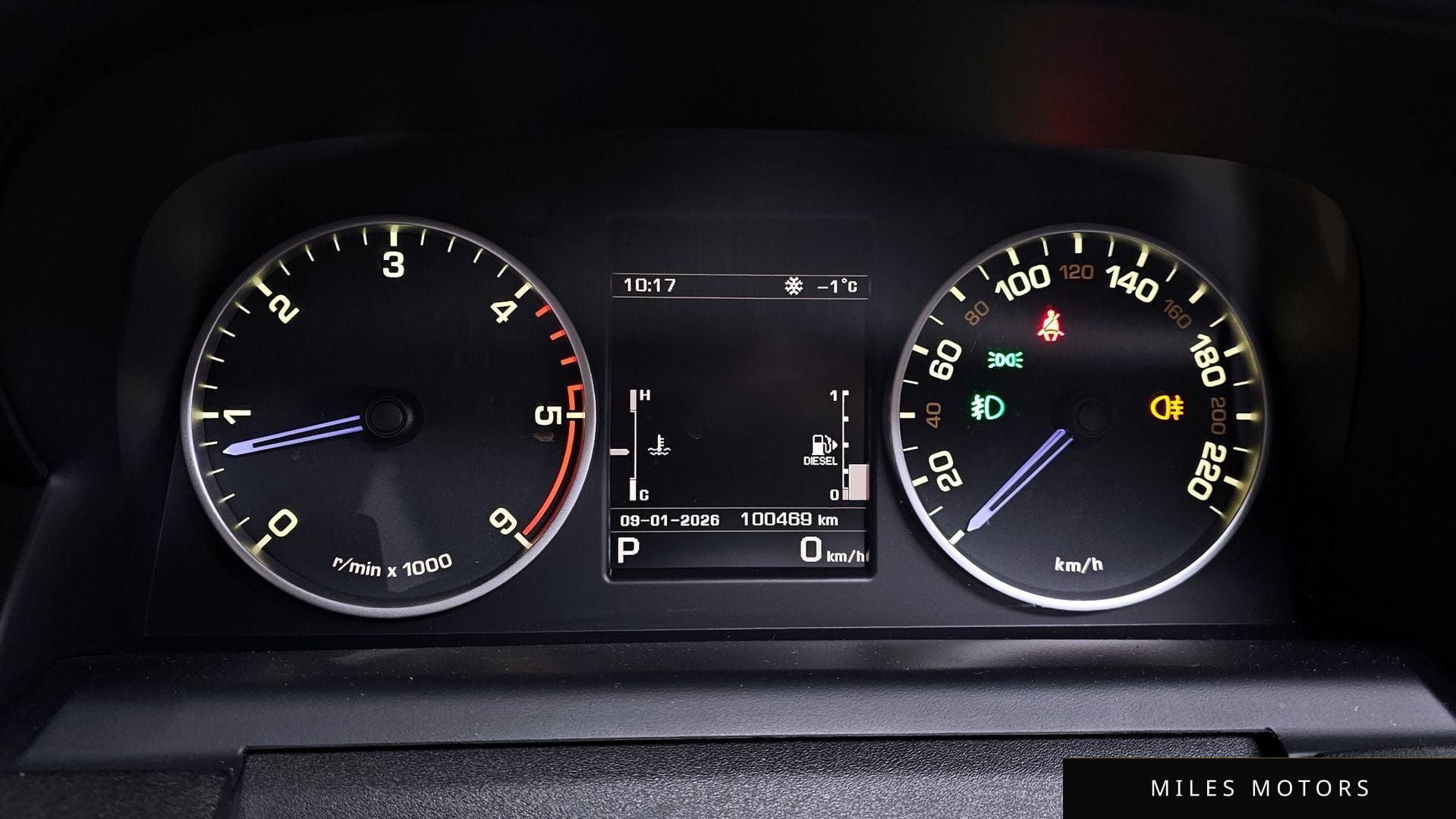 Land Rover Discovery 2016 — миниатюра 8