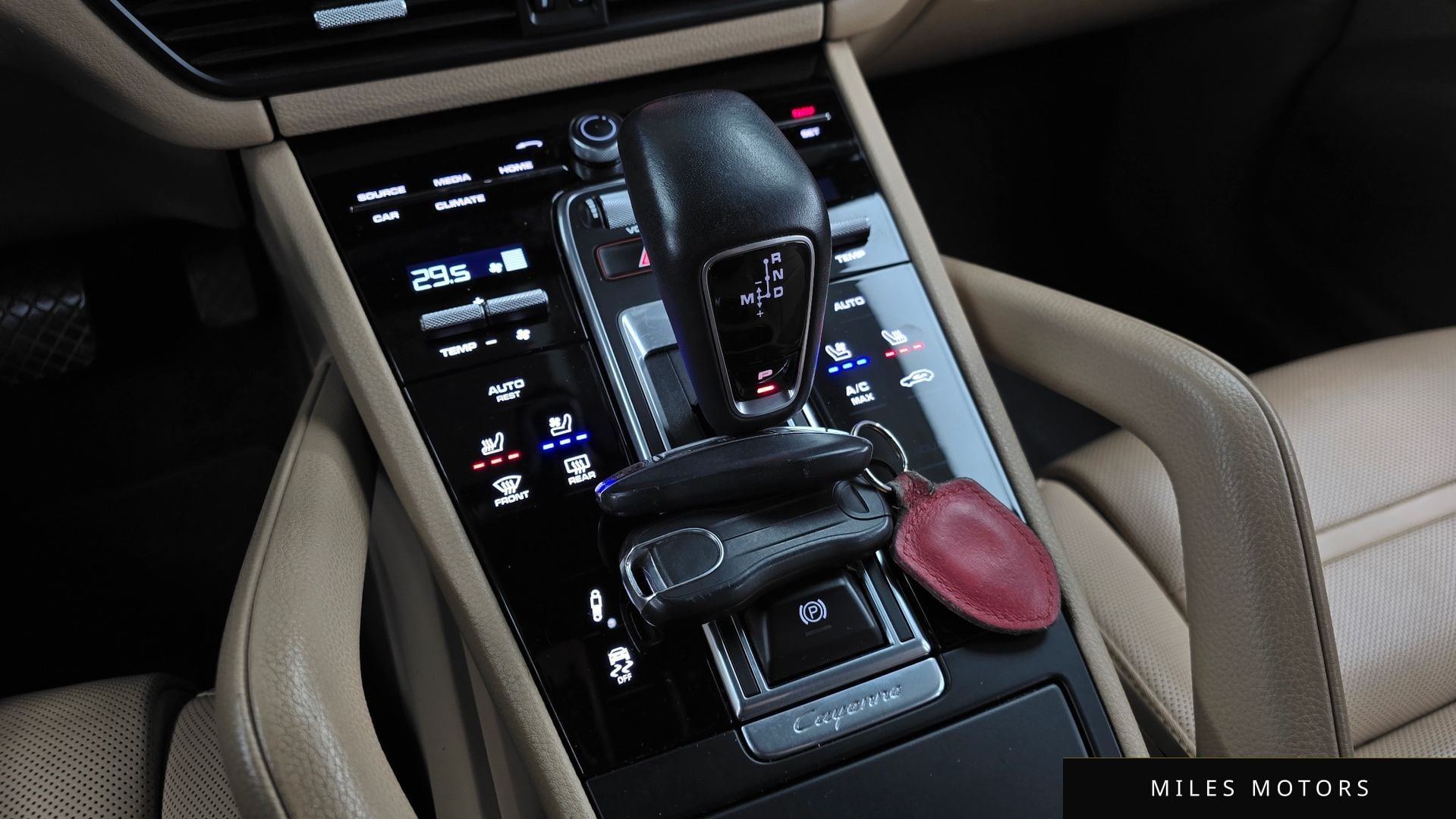Porsche 카이엔 (PO536) 2021 — миниатюра 9