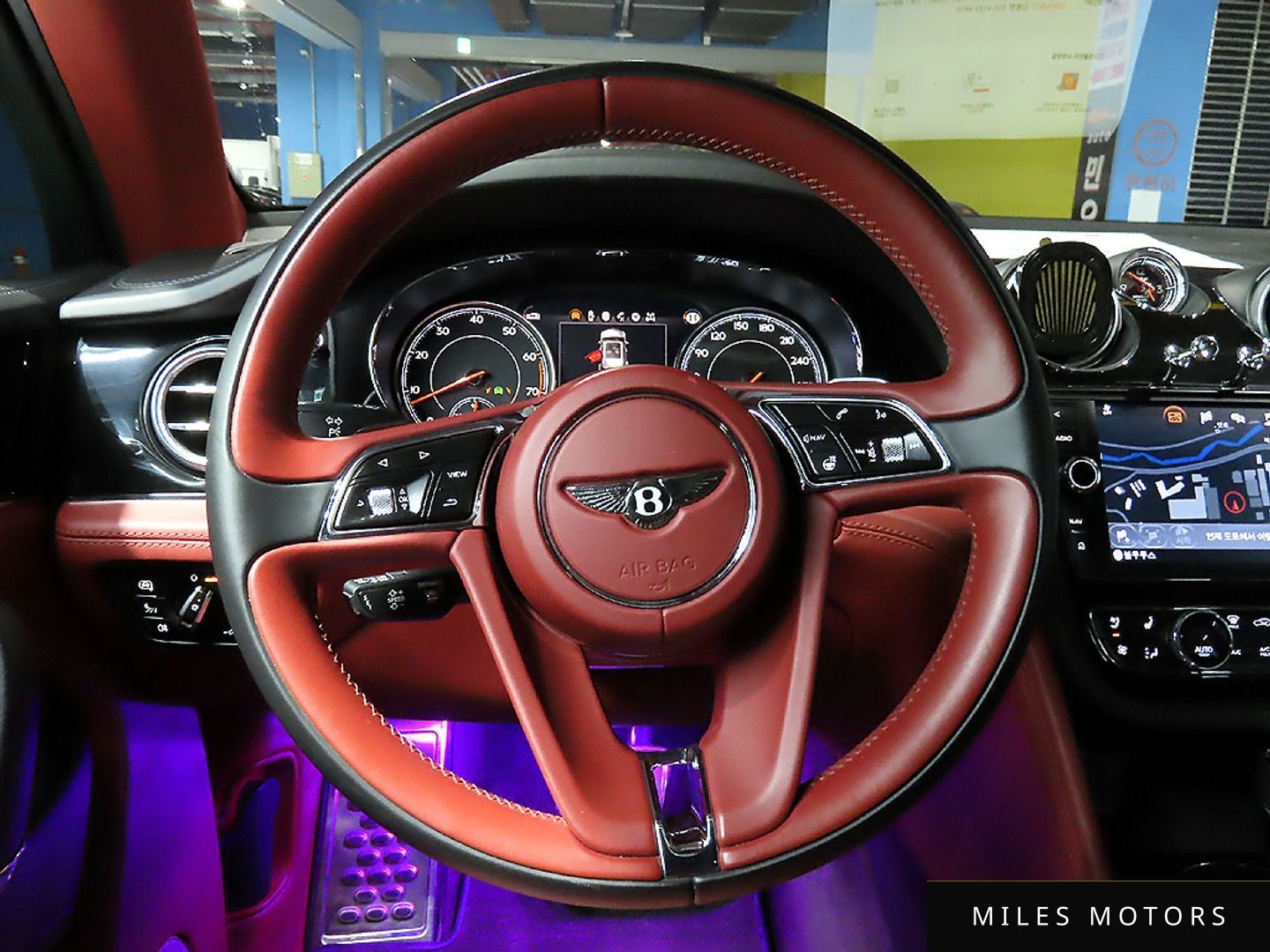 Bentley Bentayga 2018 — миниатюра 11