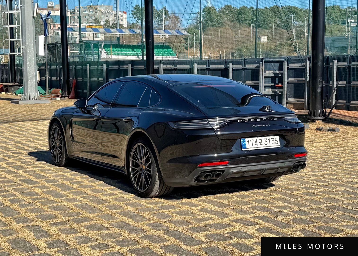 Porsche Panamera 2023 — миниатюра 6