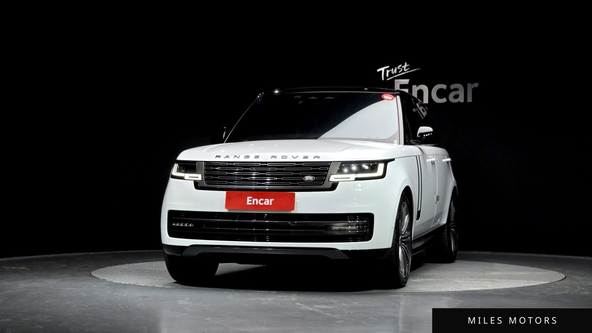 Land Rover Range Rover 2025 — миниатюра 3
