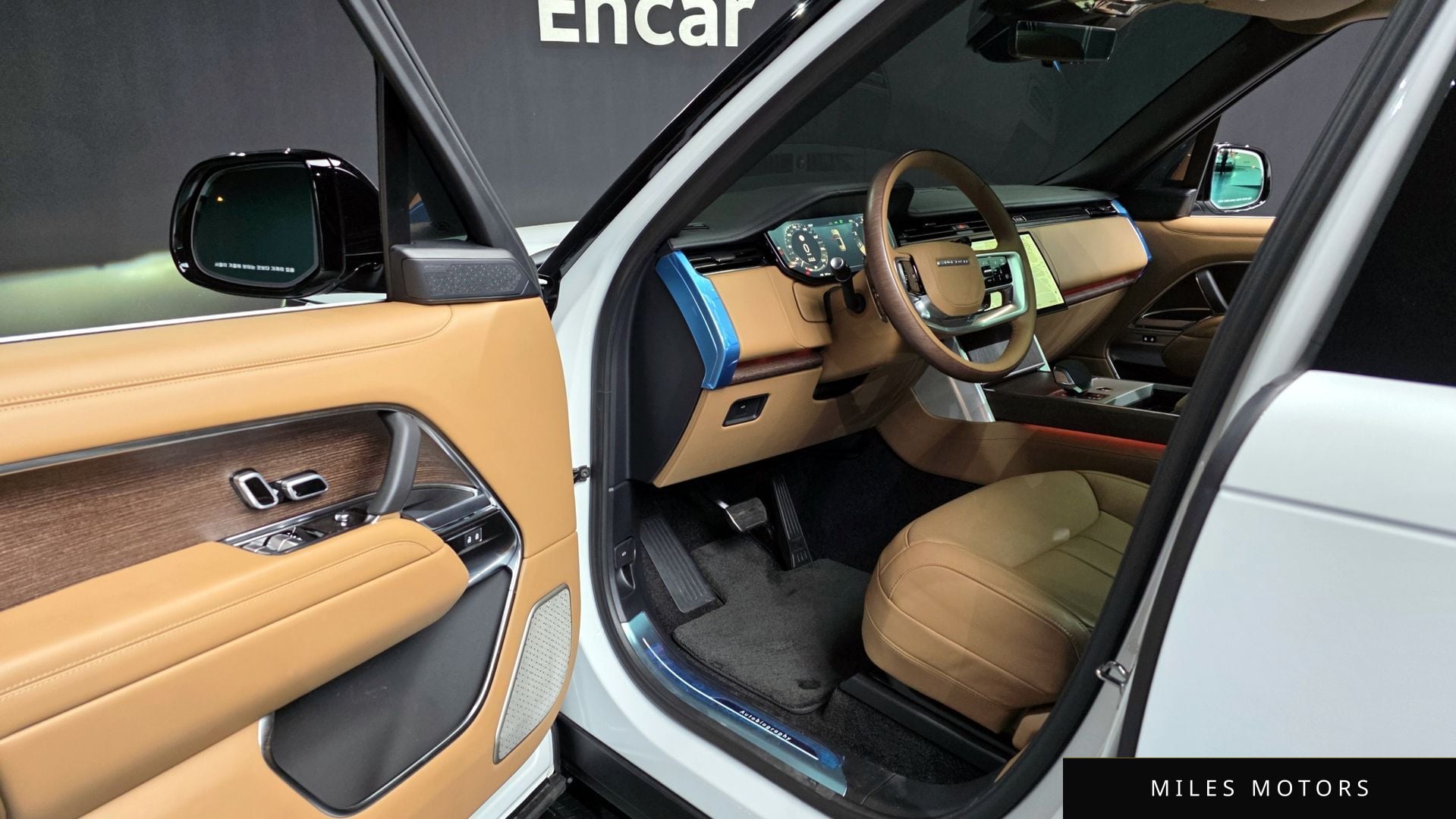 Land Rover Range Rover 2025 — миниатюра 10