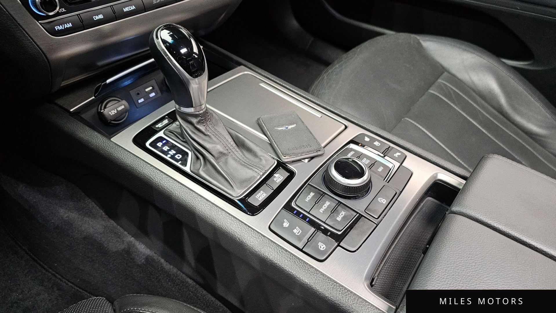Hyundai Genesis 2016 — миниатюра 9