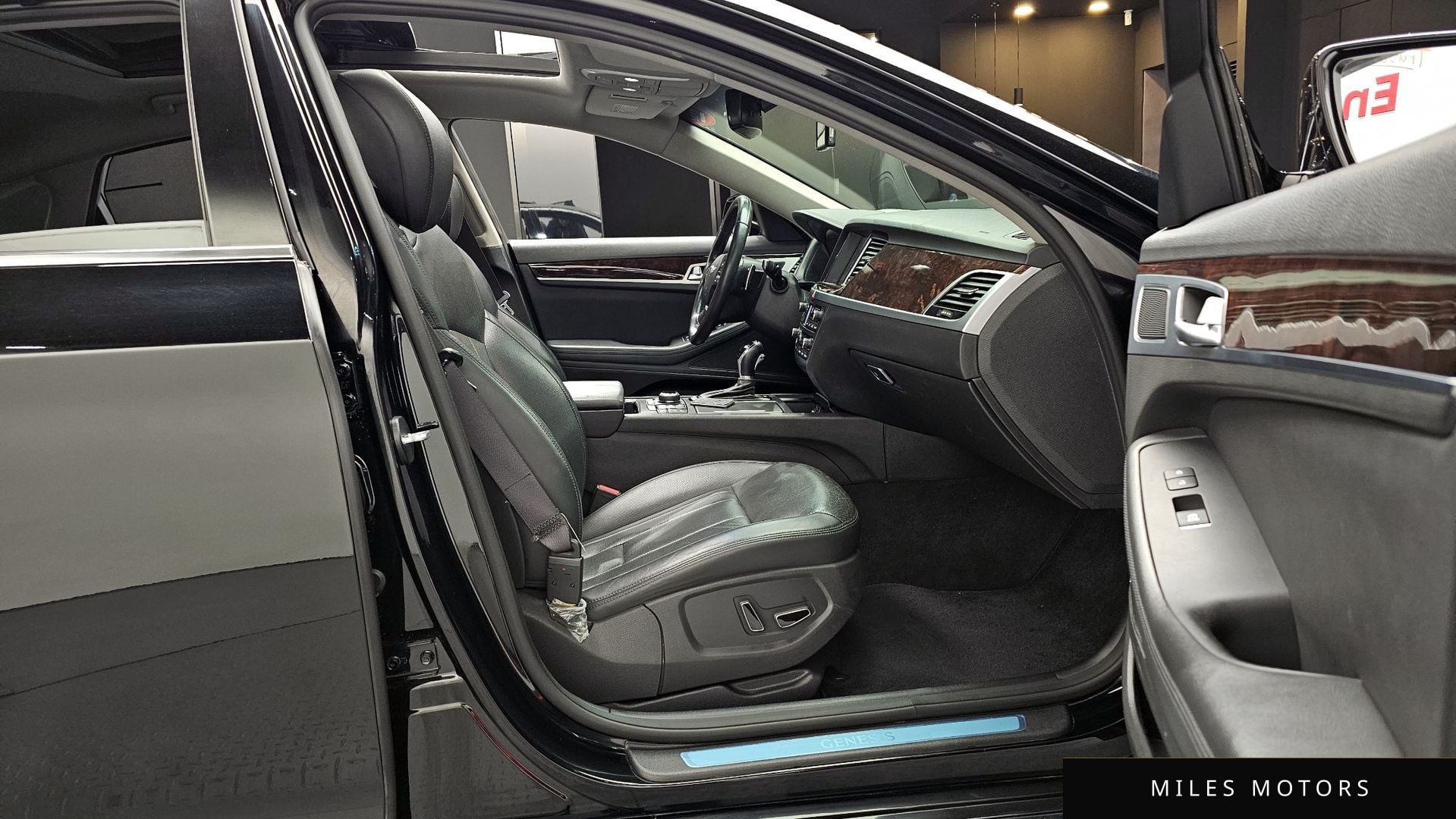 Hyundai Genesis 2016 — миниатюра 11