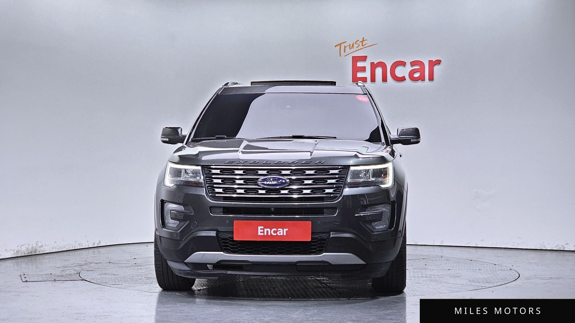 Ford Explorer 2017 — миниатюра 3
