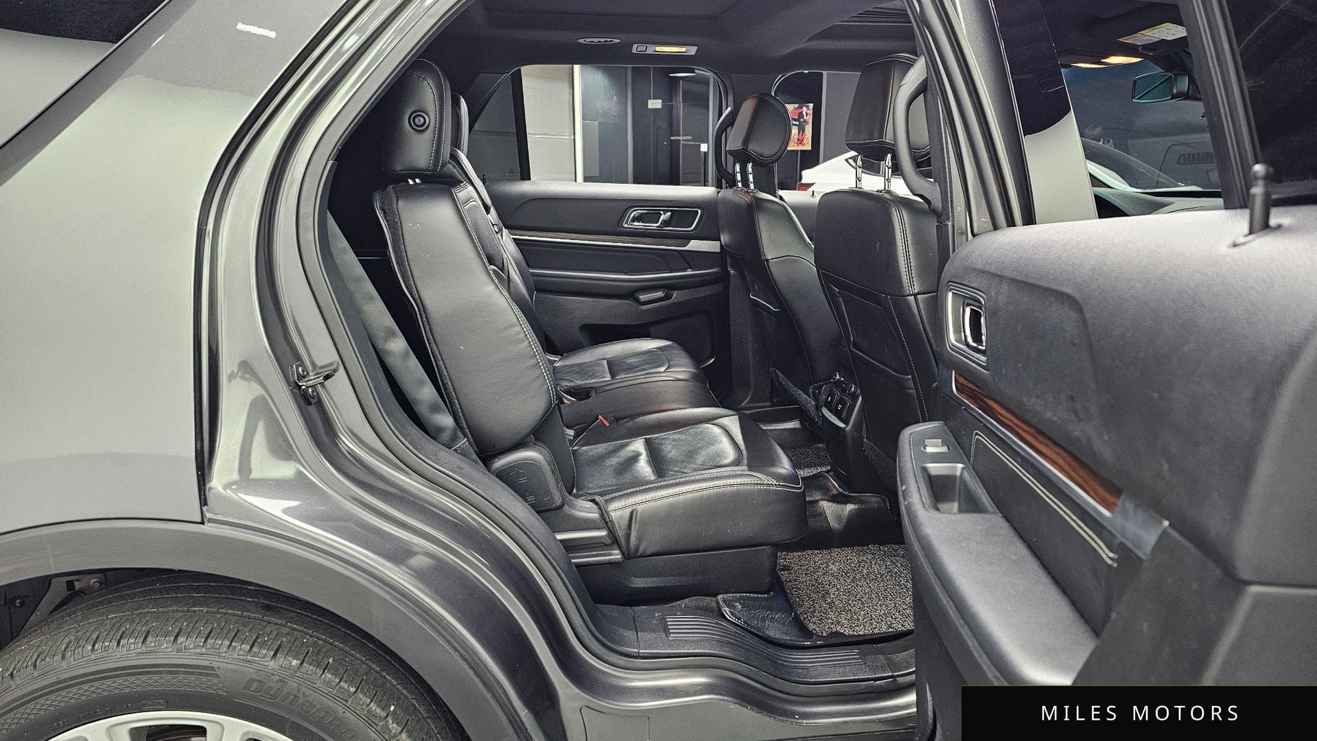 Ford Explorer 2017 — миниатюра 12