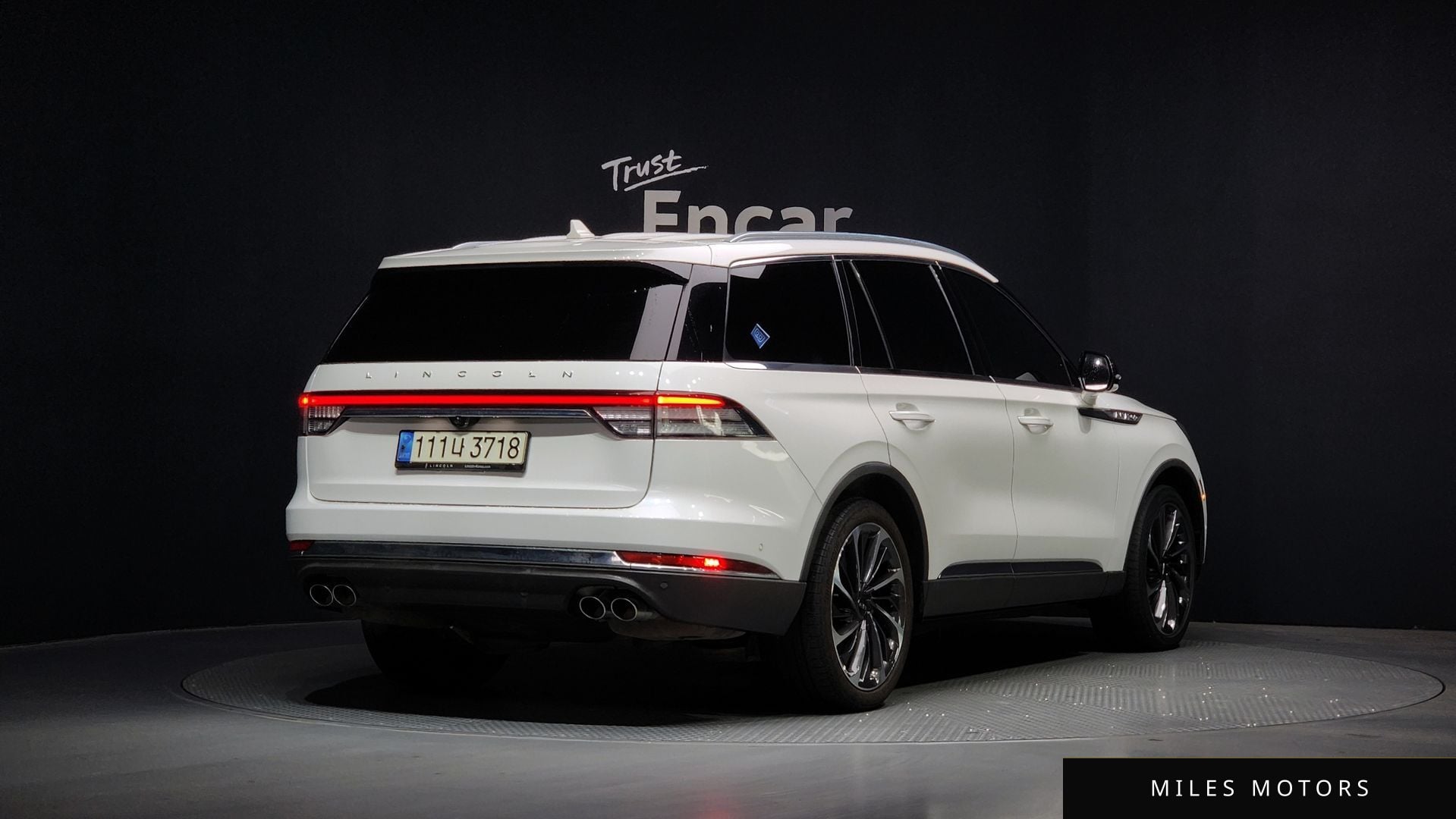 Lincoln Aviator 2021 — миниатюра 2