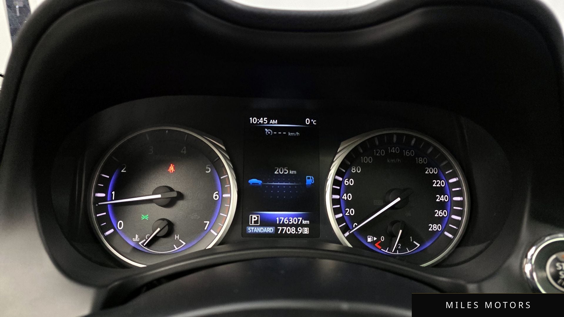 Infiniti Q50 2016 — миниатюра 8
