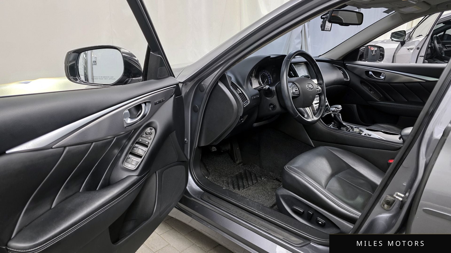 Infiniti Q50 2016 — миниатюра 10