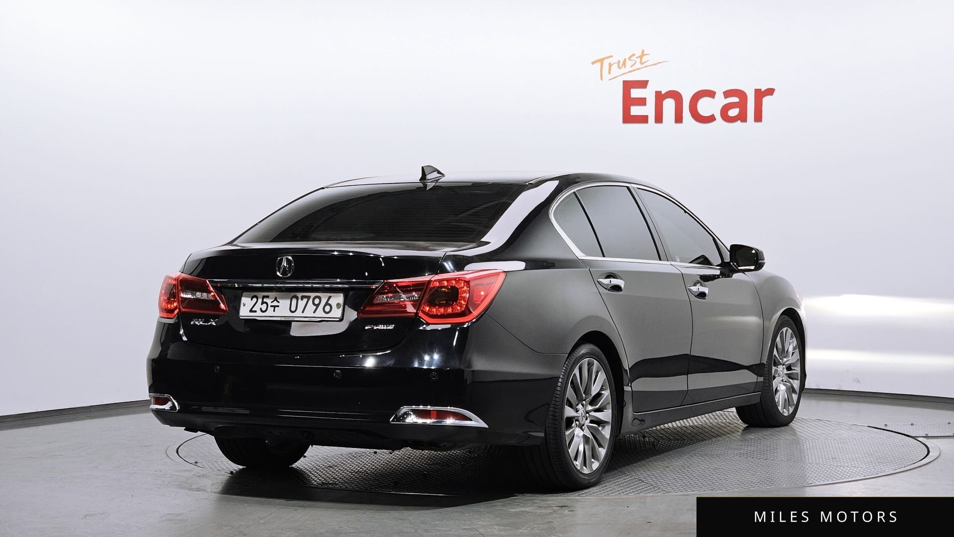 Honda 레전드 2016 — миниатюра 2