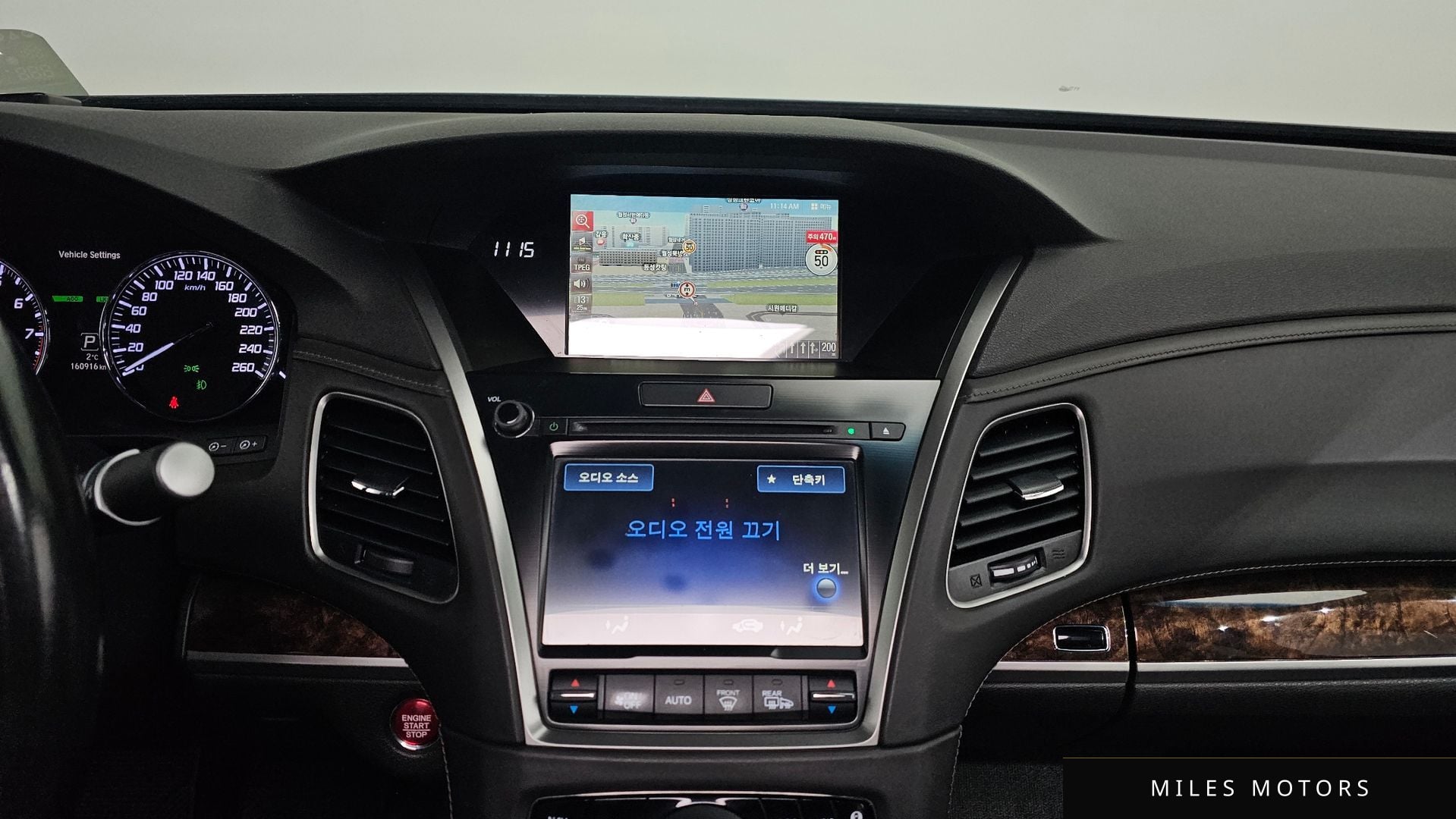 Honda 레전드 2016 — миниатюра 14