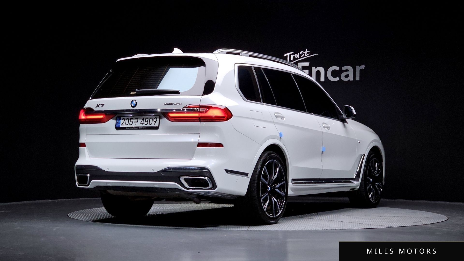 BMW X7 (G07) 2022 — миниатюра 2