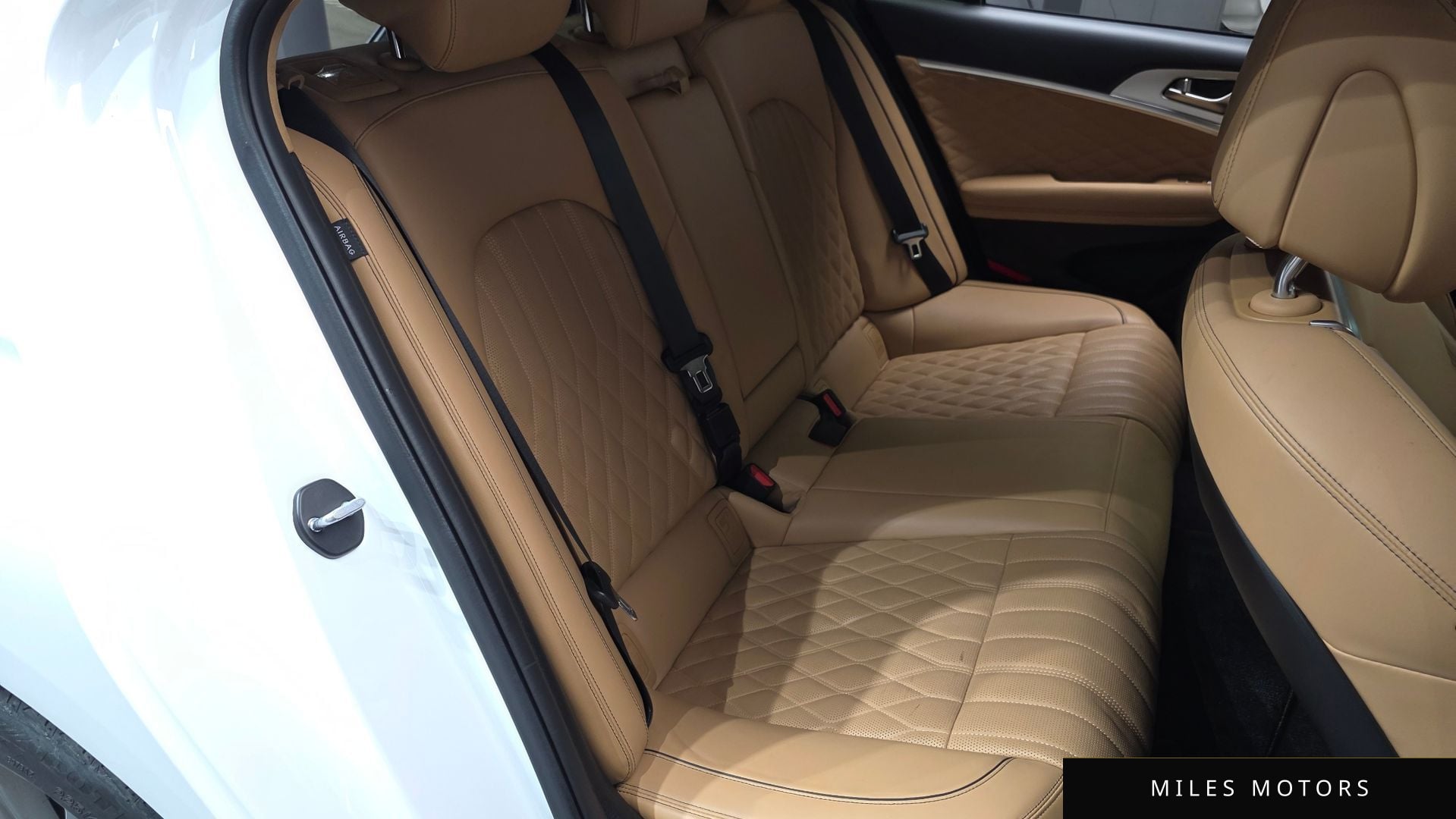Genesis G70 2024 — миниатюра 12