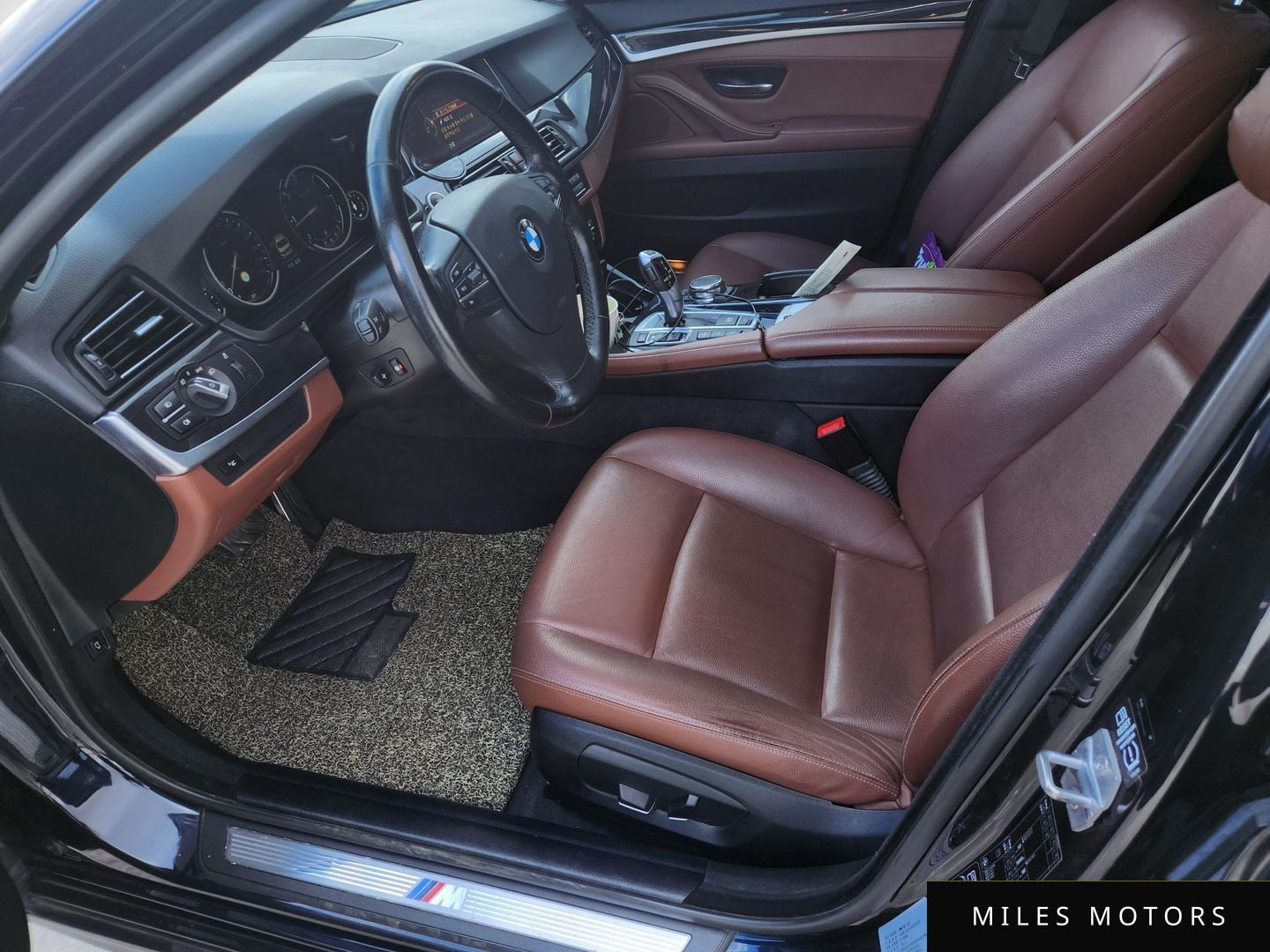 BMW 5 Series (F10) 2016 — миниатюра 11