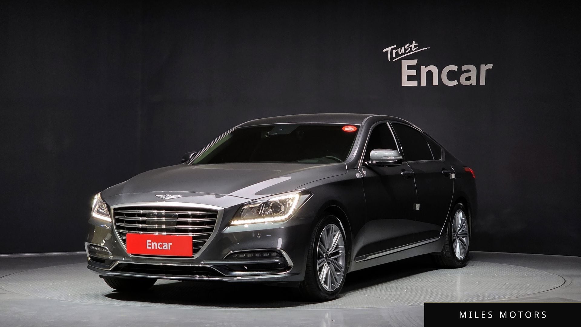 Genesis G80 2018 — фото 1 из 12