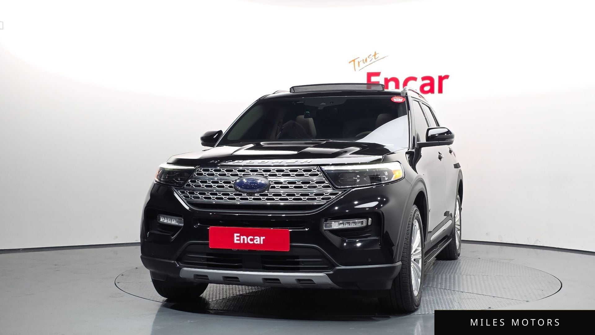 Ford Explorer 2021 — миниатюра 3