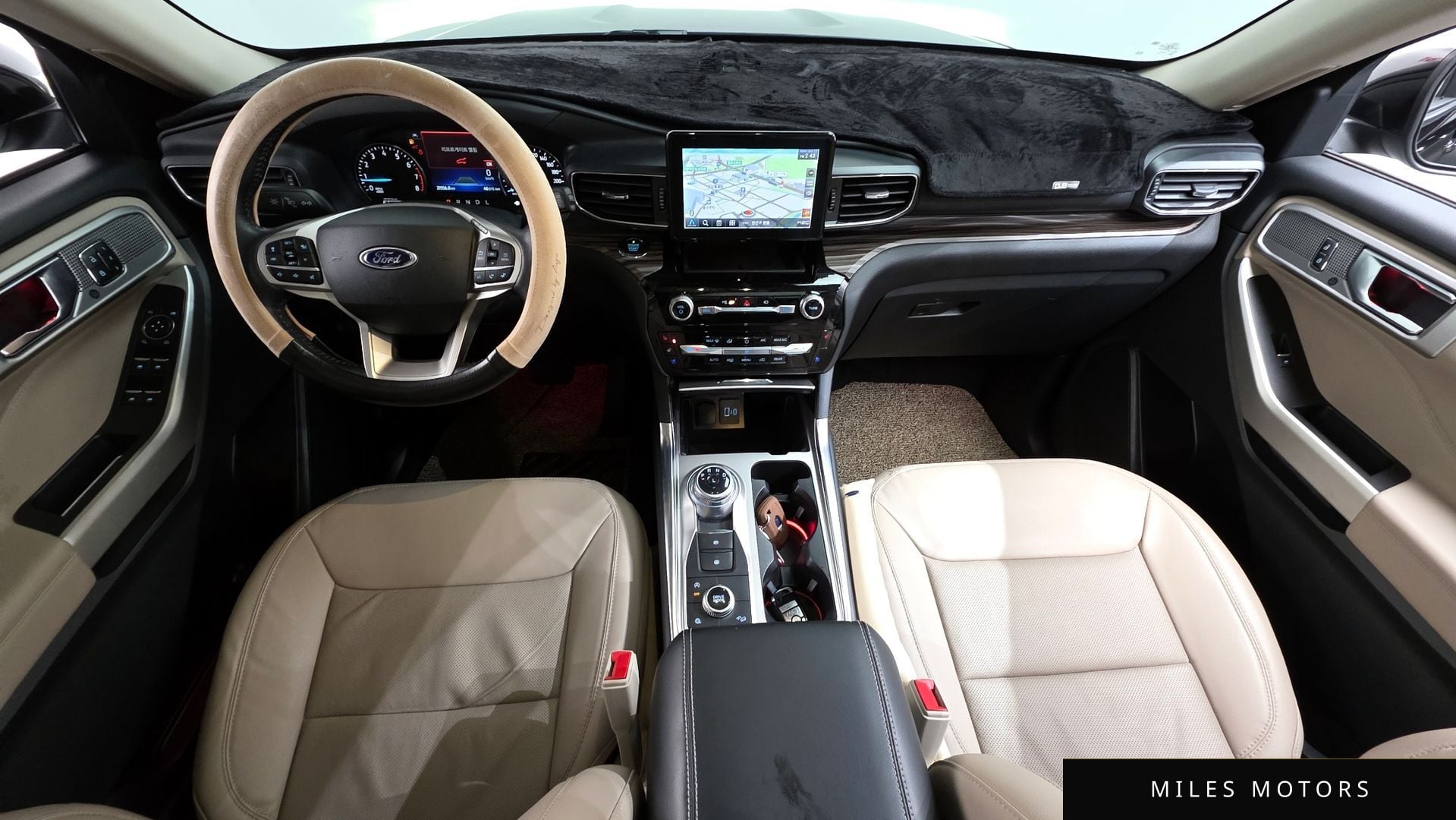 Ford Explorer 2021 — миниатюра 7