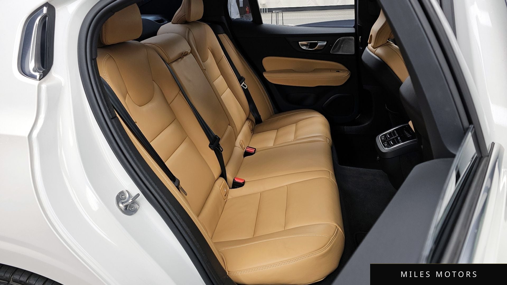 Volvo S60 2024 — миниатюра 12