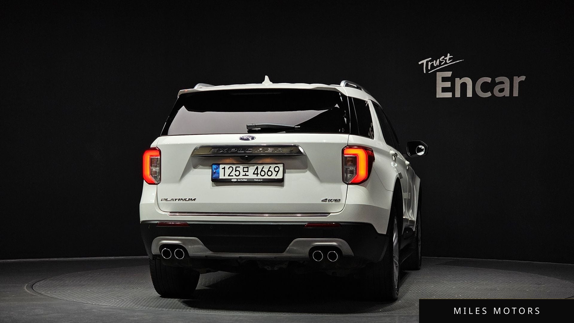 Ford Explorer 2021 — миниатюра 4