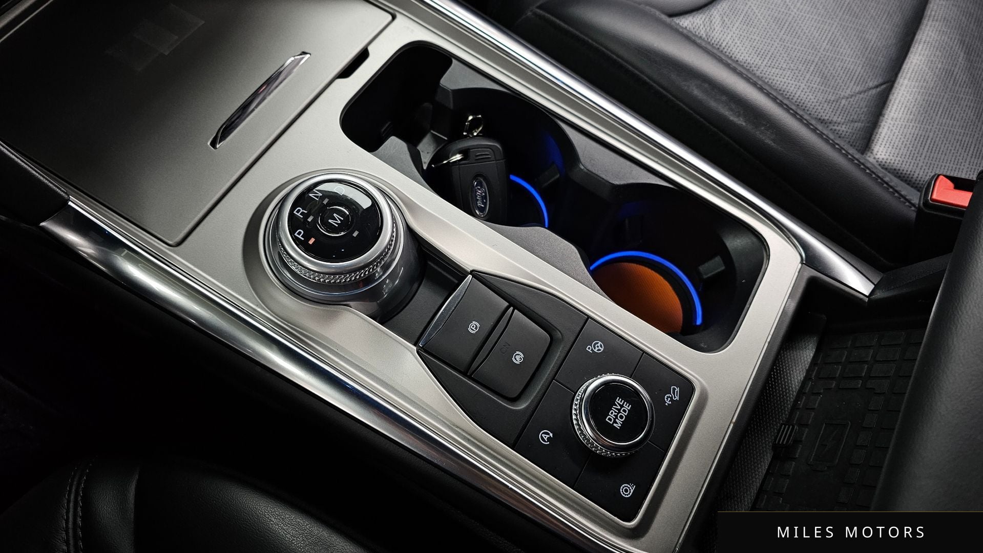 Ford Explorer 2021 — миниатюра 9