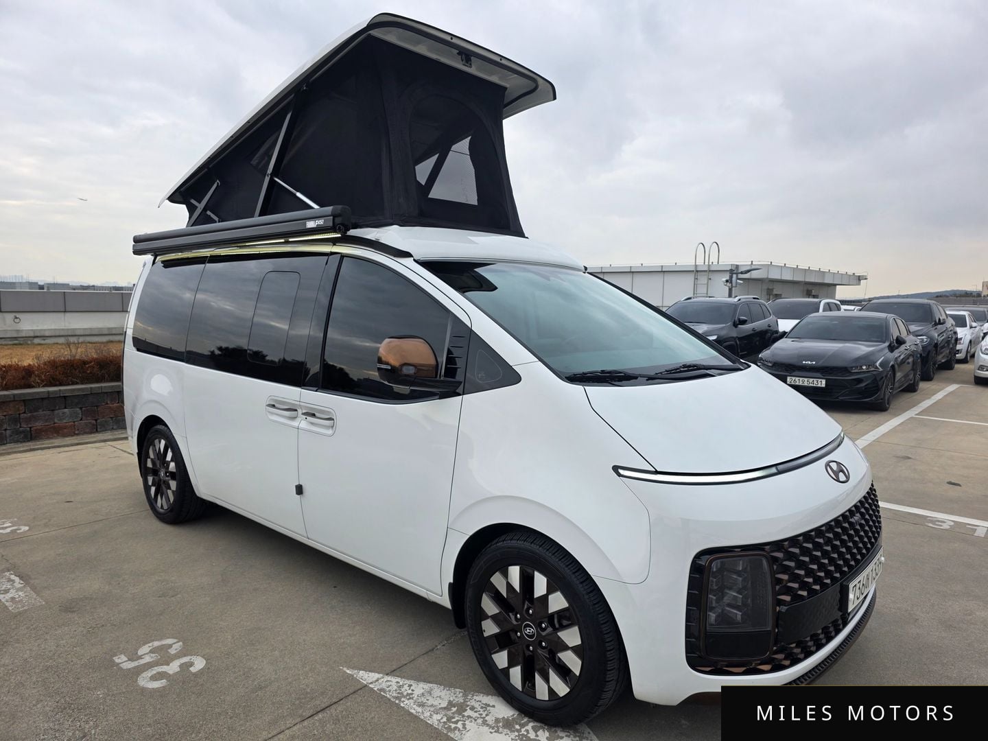 Hyundai Staria 2023 — миниатюра 6