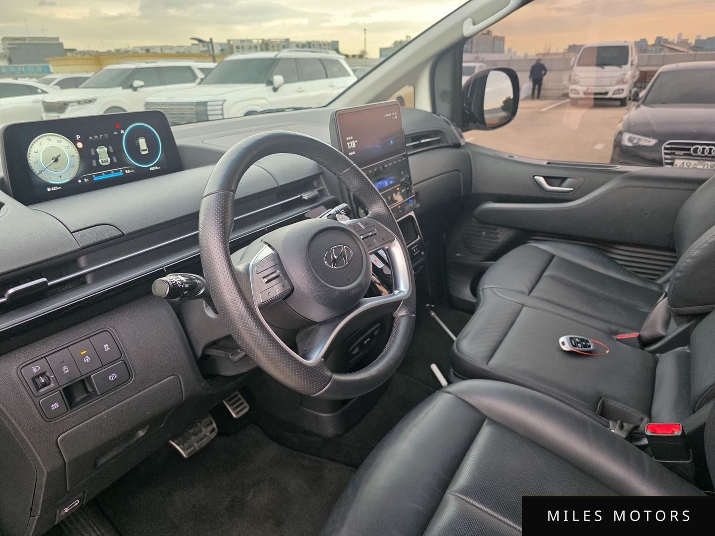 Hyundai Staria 2023 — миниатюра 12