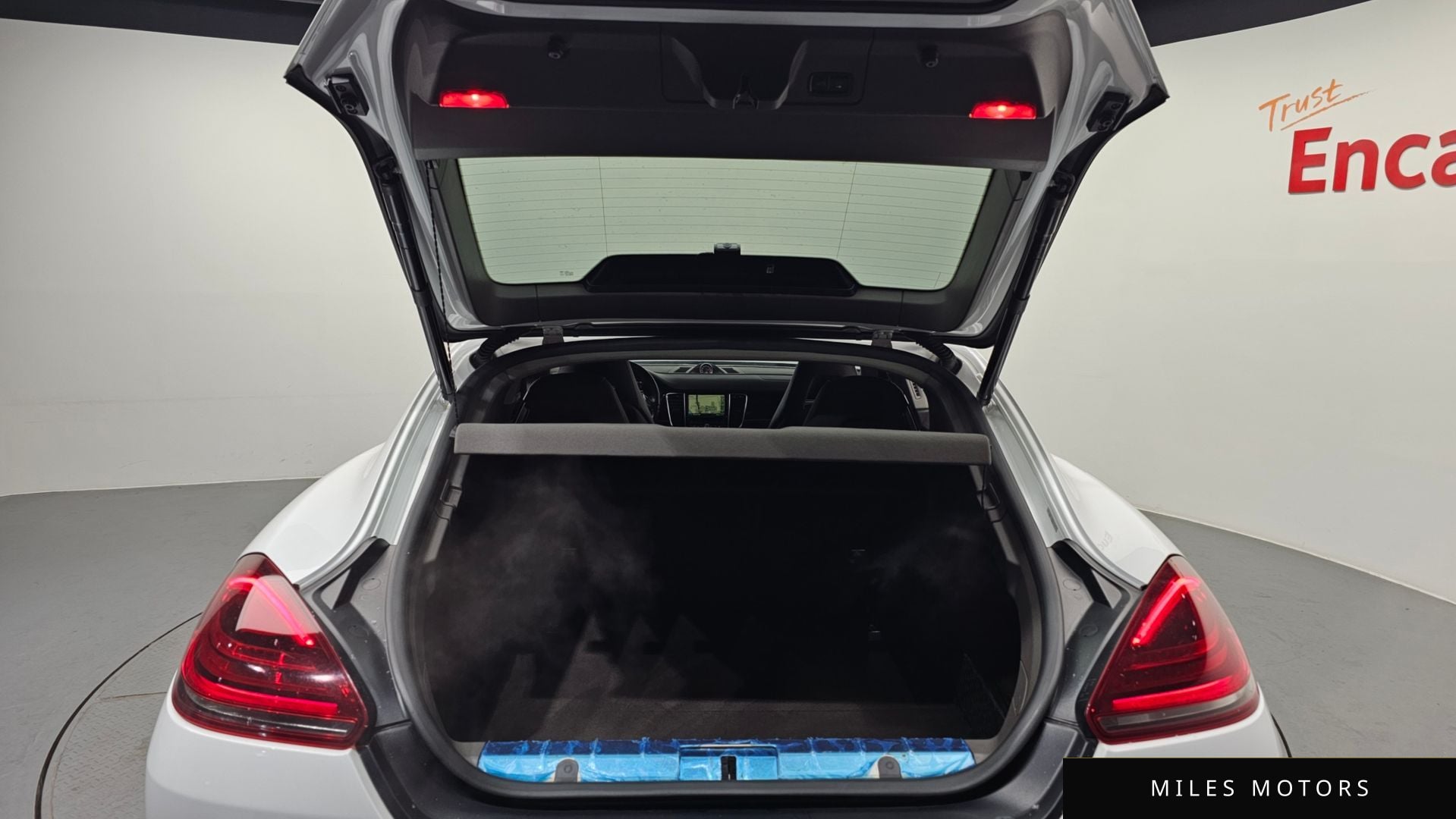 Porsche 파나메라 2016 — миниатюра 20