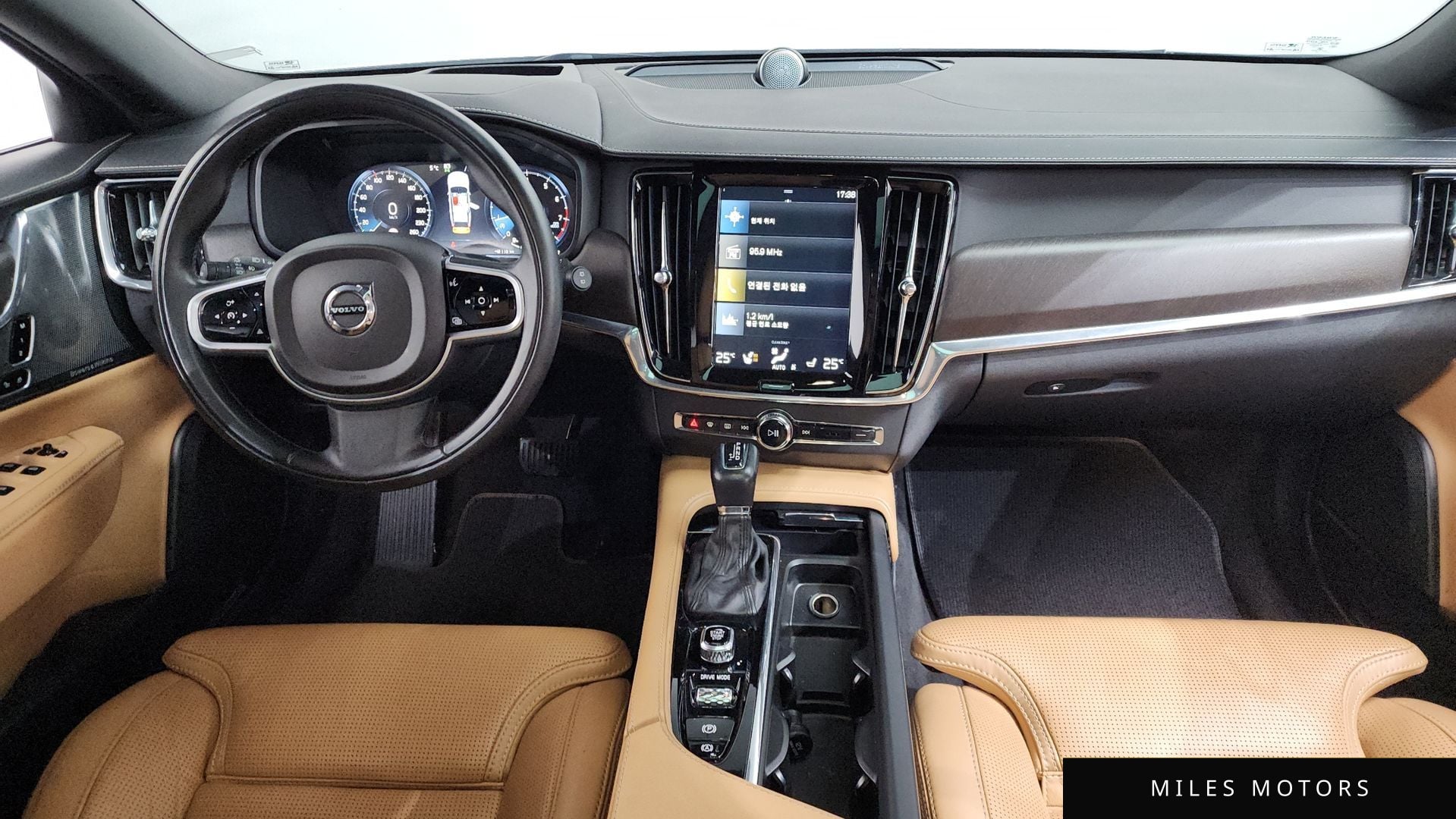 Volvo V90 2018 — миниатюра 7