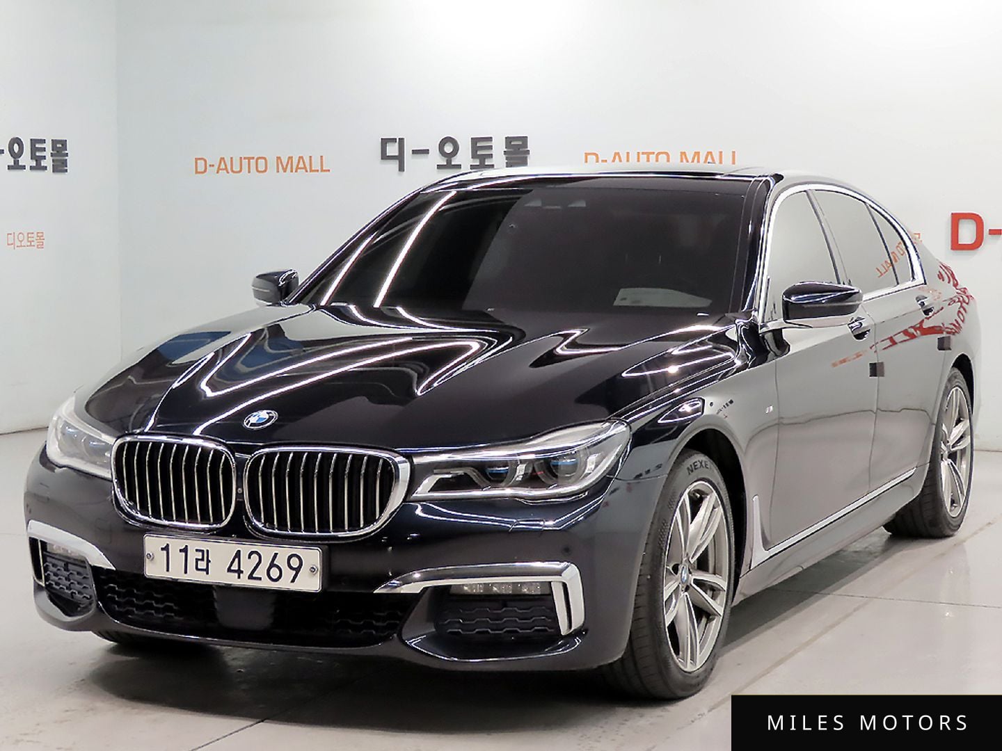 BMW 7 Series (G11) 2018 — миниатюра 2
