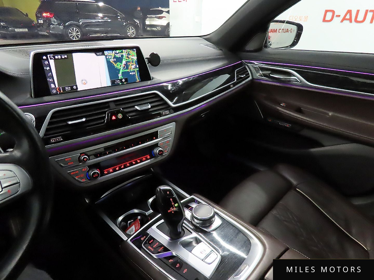 BMW 7 Series (G11) 2018 — миниатюра 6