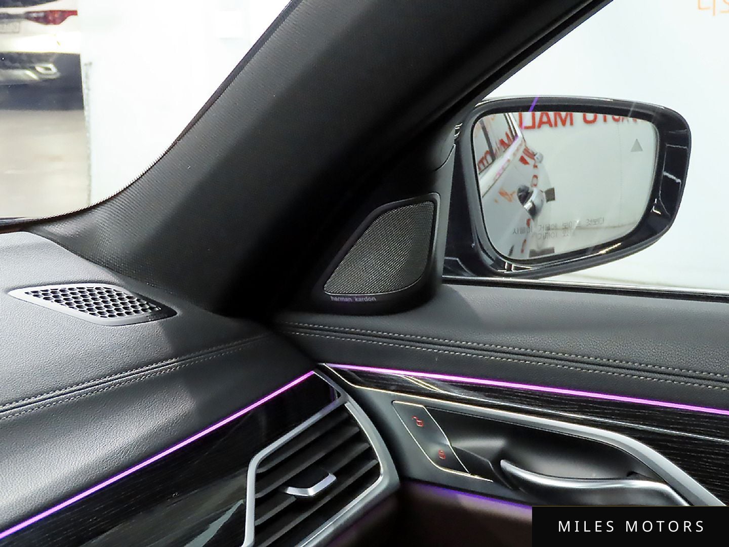 BMW 7 Series (G11) 2018 — миниатюра 9