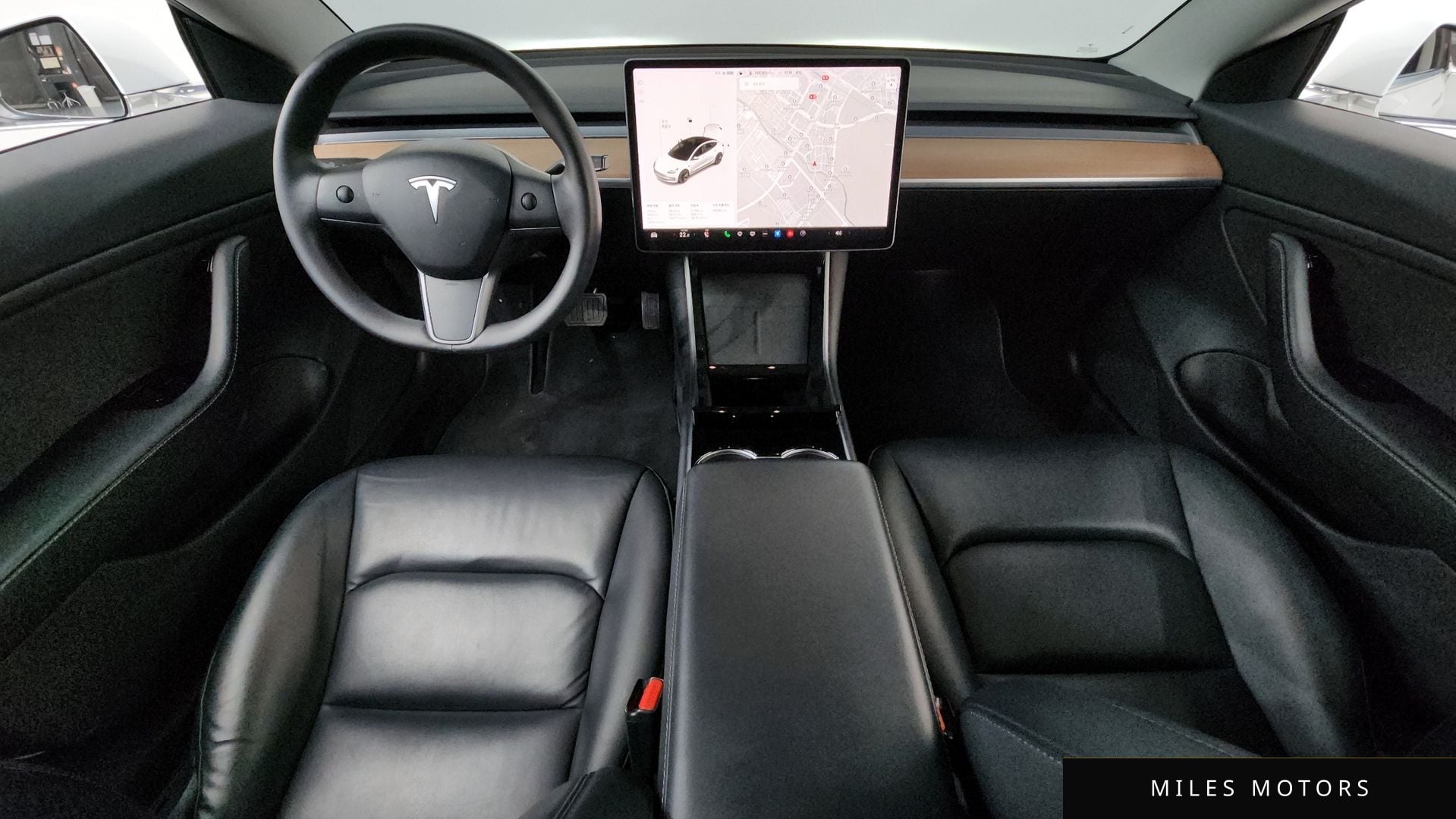 Tesla 모델 3 2020 — миниатюра 7