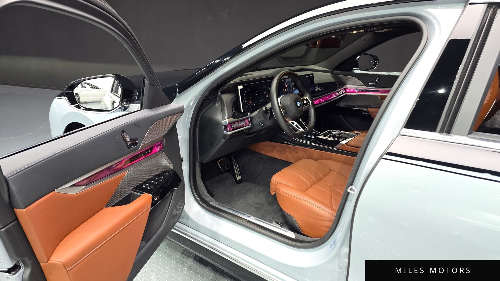 BMW 7 Series (G70) 2025 — миниатюра 11