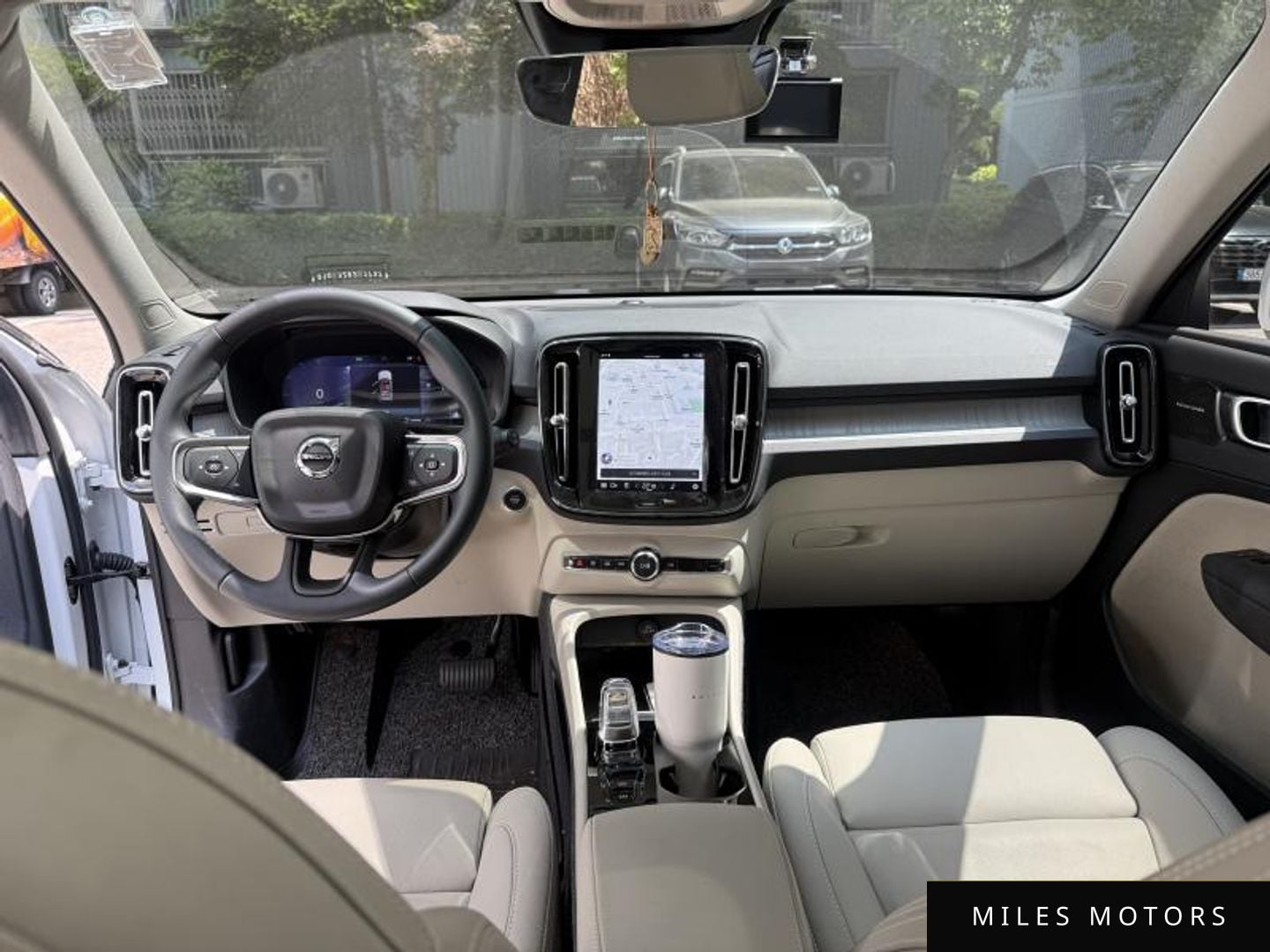 Volvo XC40 2024 — миниатюра 8