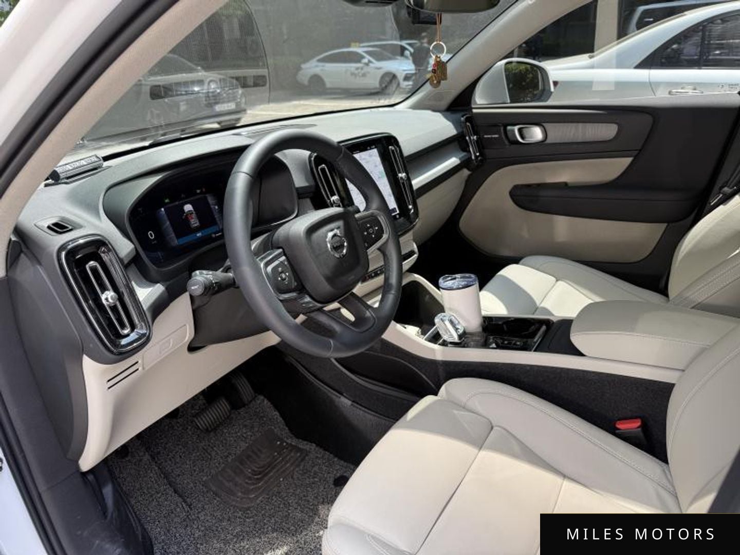 Volvo XC40 2024 — миниатюра 12