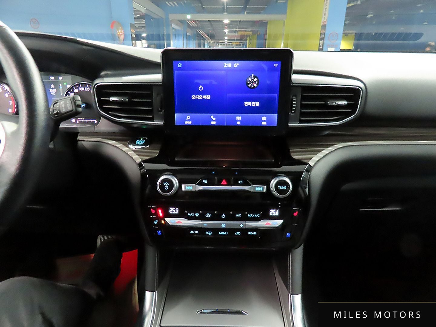Ford Explorer 2021 — миниатюра 11