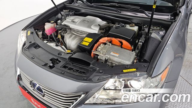 Лексус ES300h 2014 — миниатюра 6