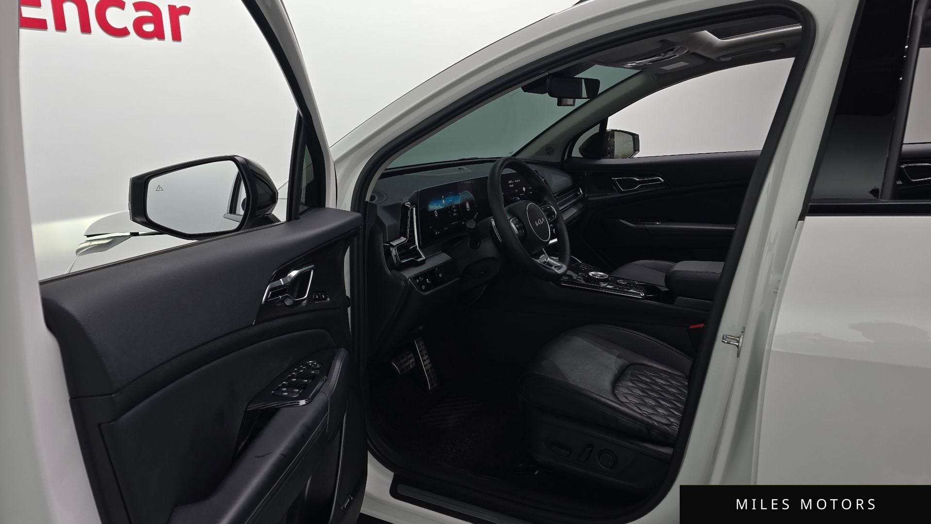 Kia Sportage 2022 — миниатюра 10