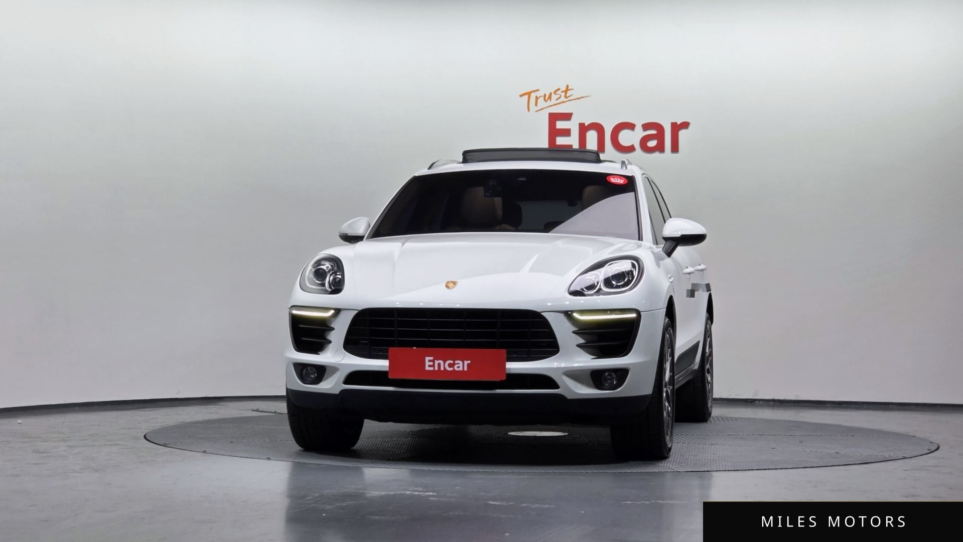 Porsche Macan 2017 — миниатюра 3