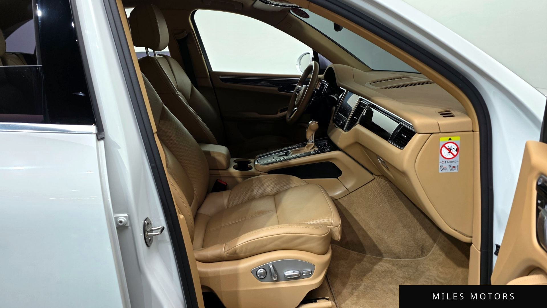 Porsche Macan 2017 — миниатюра 11
