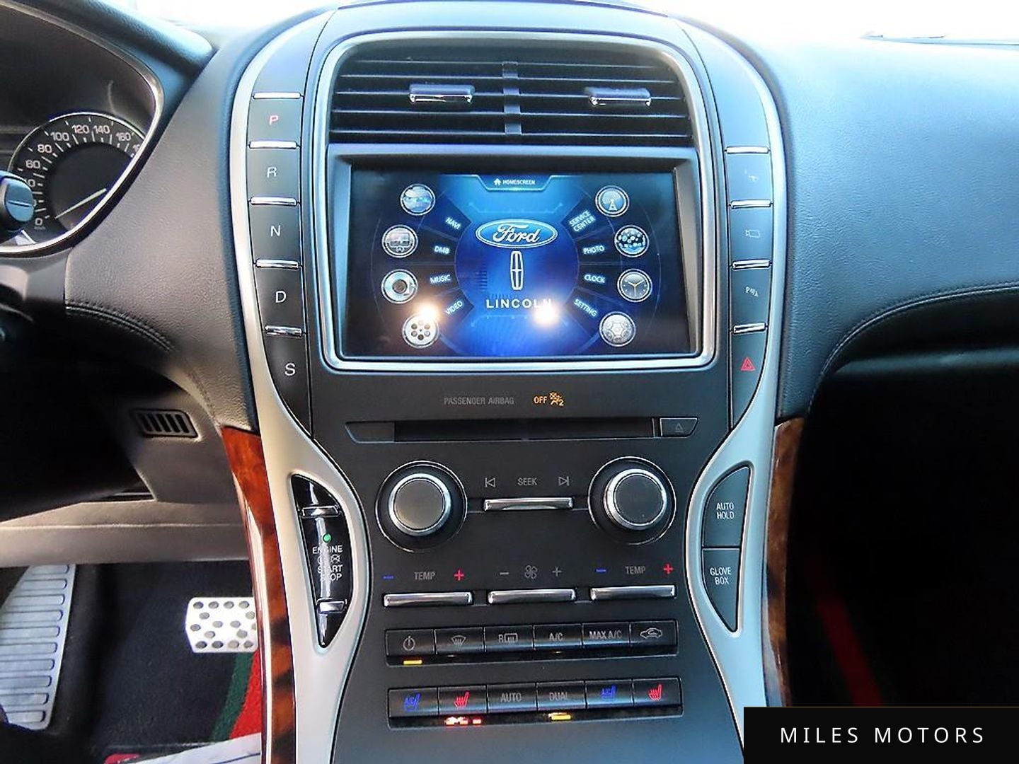 Lincoln MKX 2018 — миниатюра 12
