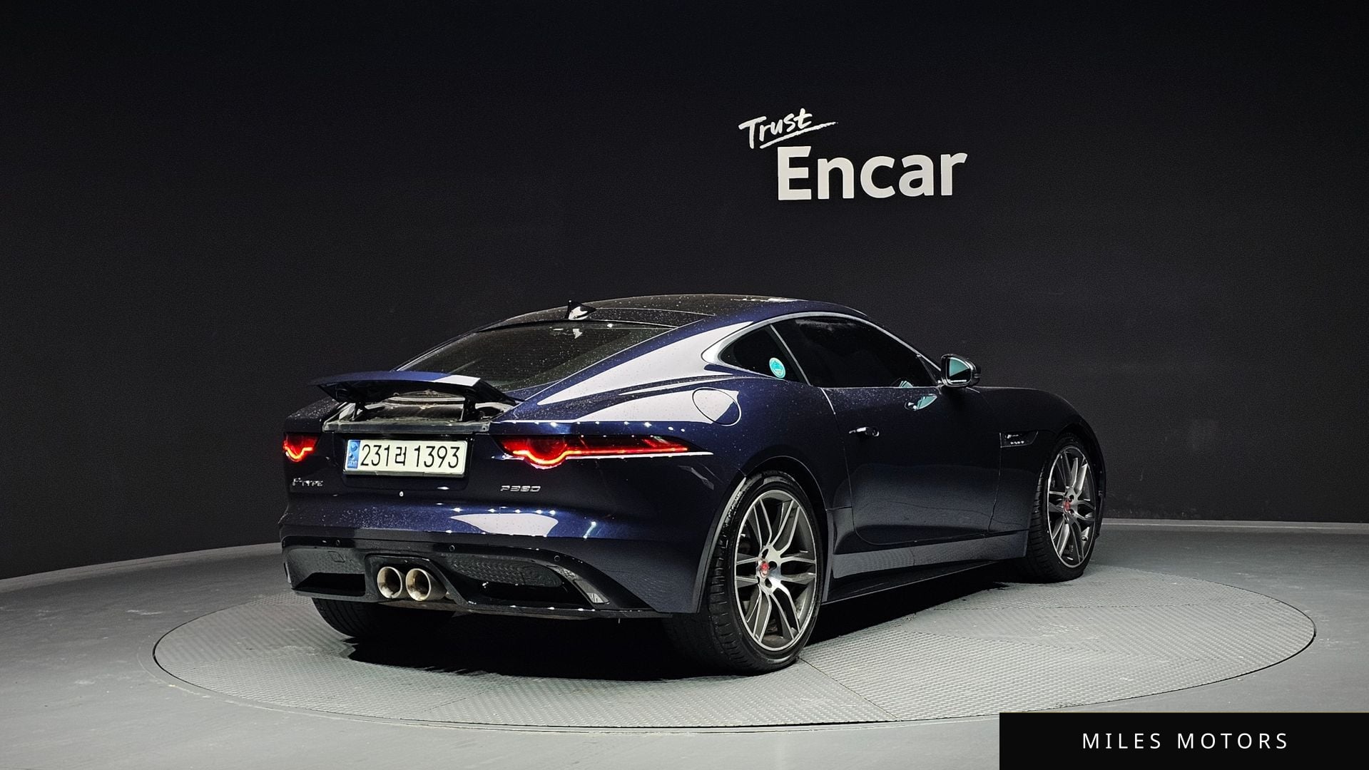 Jaguar F-TYPE 2019 — миниатюра 2
