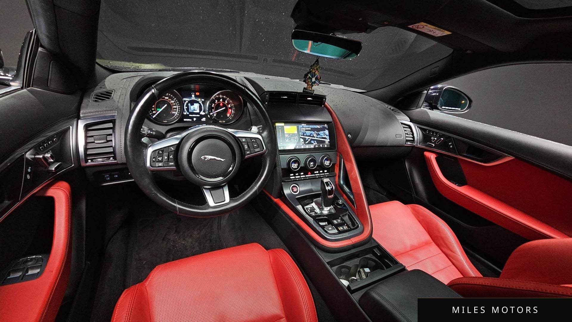 Jaguar F-TYPE 2019 — миниатюра 7